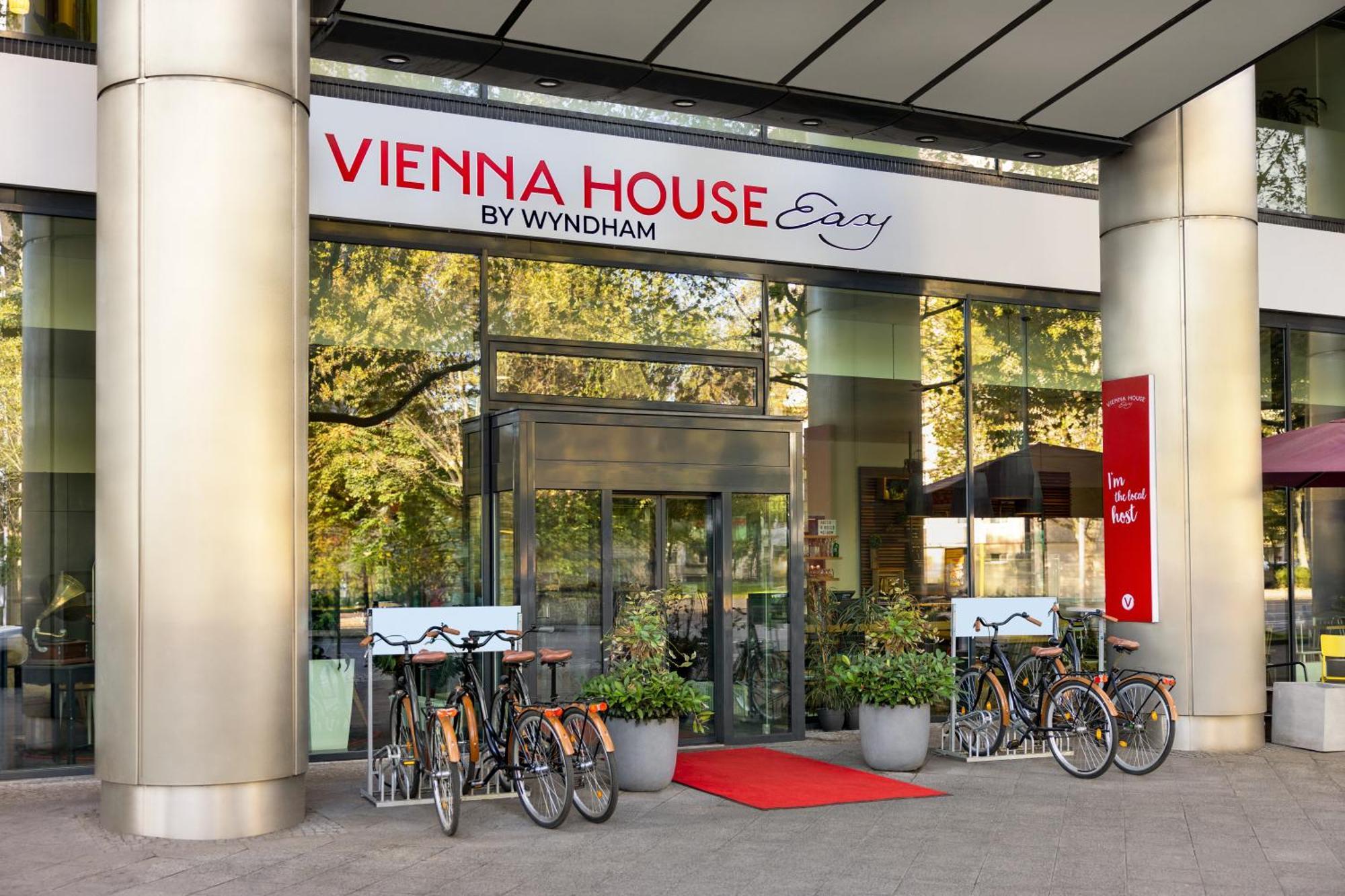 Vienna House Easy by Wyndham Berlin Friedrichshain Exterior foto